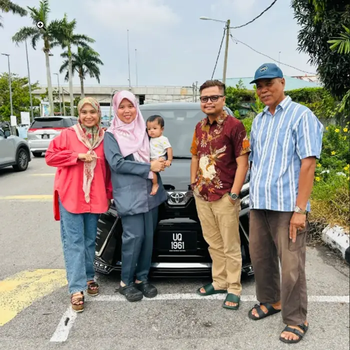 Penyerahan kereta pelanggan EFX Luxury Motors 5