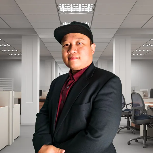 Amy, Automotive Consultant EFX Luxury Motors